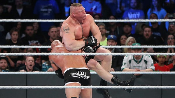 Goldberg defeats Brock Lesnar at Survivor Series in less than 2 minutes!
