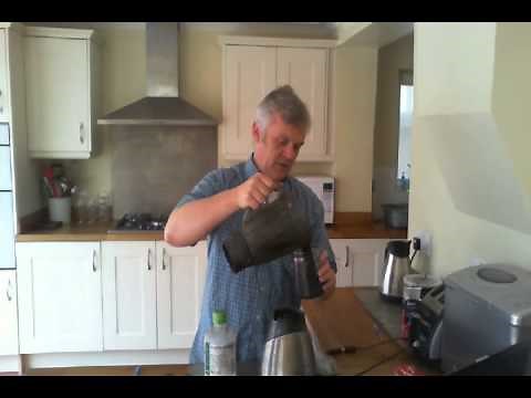 How To Make Graphene With Soap, Water And A Blender