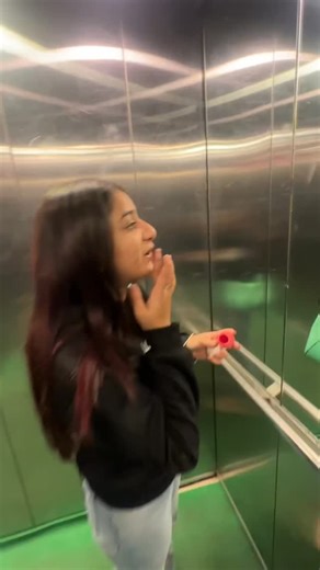 Dhruva Hardik Jariwala on Instagram: "Kyu movie joyu comment ma kehjo😂 #reels #vlog #vlogger #dailyvlog #dhruvajariwala #hardikjariwala #explore #trending #viral"