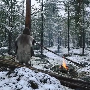 202K views · 2.8K reactions | Bush craft trip snow, making tipi, reindeer sleeping bag, cooking meat on hot stone etc | VMPC Camping | Facebook