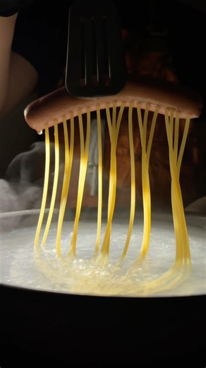 You’ve Never Seen Pasta Cooked Like This 🍝😳 #asmr #cooking #food #shorts