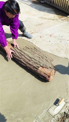 Creating a tree bark pattern on the floor #shorts
