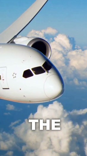 The Boeing 787 Has a MASSIVE Problem #787 #boeing #dreamliner #aviation #avgeek #airplane #planespotting