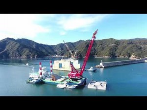 三重県錦漁港ケーソン据付工事