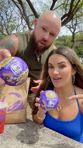 Mini Taco Bell + Real Taco Bell 😱🌮 #ad #miniverse #miniversetacobell