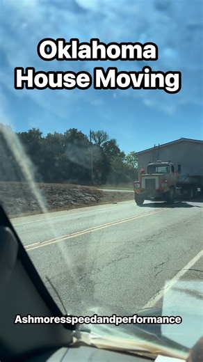 I wonder if they know you can split these in two 🤣😆… House moving in Oklahoma. #home #house #youcantparkthere #Oklahoma #Moving #ASAP #cars #trucks | Fred Ashmore