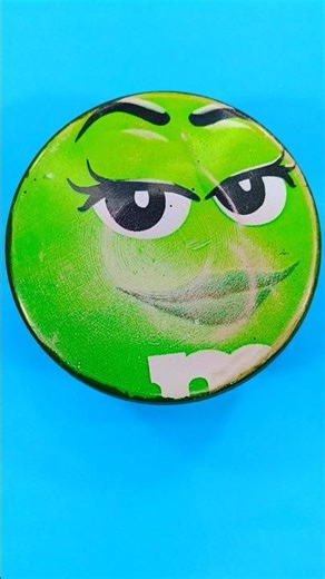 ‎Skittles vs M&M’s | Which One Is More Satisfying? 🍫🆚🍬