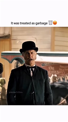 Edits cinema on Instagram: "在日本,研究人员正利用智能人行道将日常活动转化为清洁能源。这些道路内嵌特殊的压电材料,可以从行人的脚步中收集动能。当人们行走、奔跑或跳跃时,路面会轻微变形,从而产生机械压力。压电晶体将这种压力转化为电能。这些能量可用于照亮路灯、为公共显示屏供电,甚至监测行人流量。这种技术不仅减少了能源浪费,还展示了未来城市的无限可能。在东京、京都等城市的试验区,人们的每一步都在为绿色地球贡献力量。科技让生活更环保,也让每一个脚步更有意义 #日本#科技#创新#可持续#绿色能源未来城市环保知识事实推荐你知道吗 技术实验 热门日本利用压电瓷砖将脚步转化为电能 日本 知识 事实 你知道吗 推荐 科技 创新 历史 技术 实验 热门"