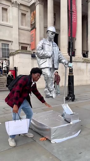 Silent Living Statue Reactions