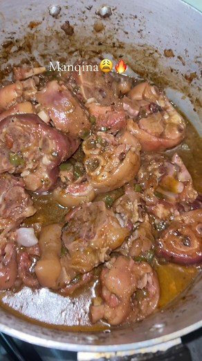 Traditional South African Pork Trotters Recipe