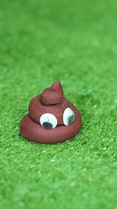 6.6K views · 60 reactions | Cat Poop Cleaning Tool for Easy & Mess-Free Cleanup 識 #123go | 123 GO FOOD | Facebook