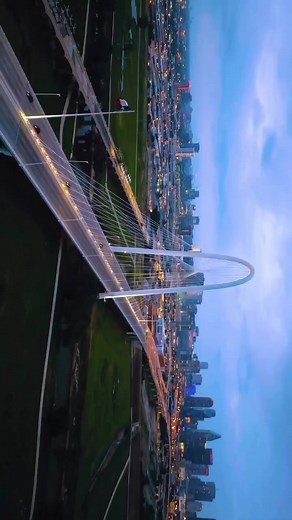 Tag your Dallas 🚙 road trip partner! See how to spend a memorable road trip and Memorial Day weekend in Dallas: https://bit.ly/43xXpBH 📹 by @krishanpatelphoto on Instagarm | Visit Dallas