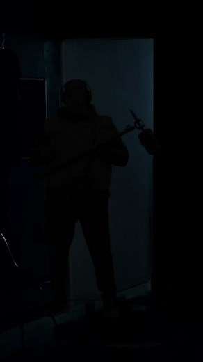 Running sound on horror movies is scary... 🎥: @kinnanebrothers #soundguy #lightsout #horrormovie #fyp