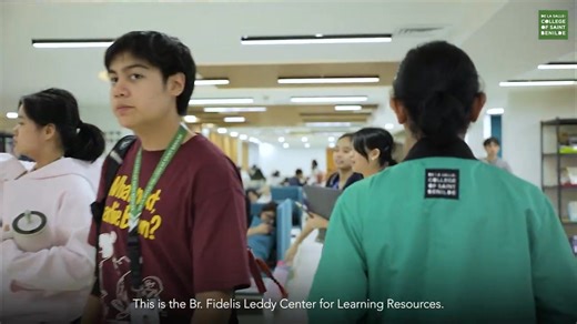 Br. Fidelis Leddy CLR is recognized with Paarl’s Innovative Library Design Award (Medium Size Category)! 💚 Watch how our spaces inspire learning, collaboration, and inclusivity. 😍 #BenildeLikeNoOther #BenildeCLR #PAARL #InnovationForInclusion #LibraryDesign #AnimoBenilde | Benilde CLR - Br. Fidelis Leddy Center for Learning Resources