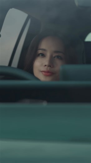＼新型ティグアン × 高橋メアリージュン／ Webムービー公開中！🎥 フルモデルチェンジを遂げた新世代SUV「ティグアン」を 俳優の高橋メアリージュンさんが体感。 仕事現場からオフのリラックスタイムまで 彼女の暮らしを彩るティグアンの魅力が満載です👏 エクステリア、インテリア、そしてクラスを超えた プレミアムな先進テクノロジーの数々まで、 全方位に進化した新型モデルを映像でご体感ください！ ​ #新型ティグアン #Tiguan #ティグアン​ #SUV​ #フォルクスワーゲン​ #ワーゲン​ #Volkswagen​ #VW #高橋メアリージュン | Volkswagen