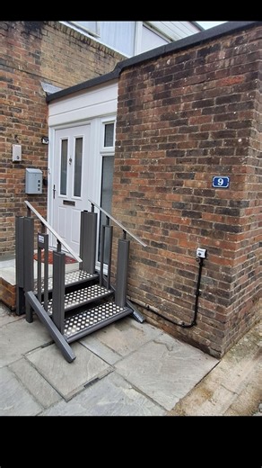 Absolutely! You can install the EasyLift and FlexStep outdoors 🤗 Outdoor entrances need love too! #Access #mobility #accessibility | Liftup Inc