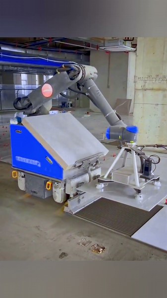 The Future of Construction? This Robot Lays Tiles Flawlessly! 🤖🏢