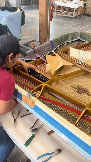 What ensures every note ends with perfect clarity? Installing the dampers is crucial so that every string in the piano properly mutes. The wires holding the dampers are carefully bent to rest on the string at a precise height and angle. 🎶 Proudly made in Haverhill, Massachusetts #masonandhamlin #craftmanship #haverhill #pianomusic #handcrafted | Mason & Hamlin