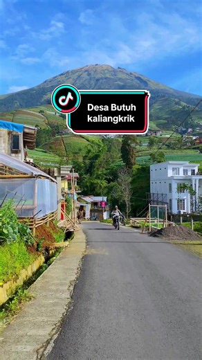 pov jalan menuju wisata nepal van java ketika cerah😍 #aestheticvideos #magelang24jam #nepalvanjava #sumbingmountain