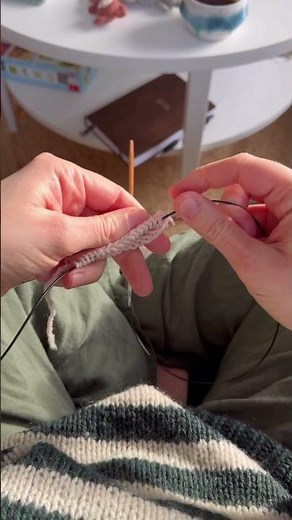 How to knit with magic loop🙌🏻 #knitting #knittingtechniques