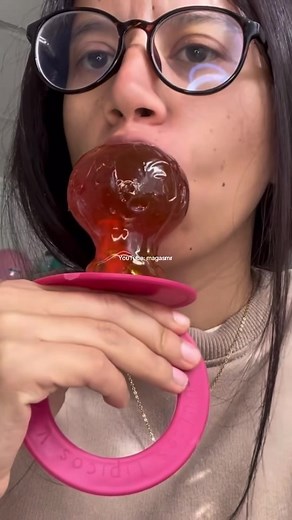 Deliciosos sonidos de boca ASMR con lolly box y miel