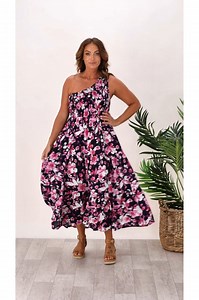 7 comments | LADIES THIS DRESS!!!! 鹿鹿鹿 Haley couldn't believe how comfortable this was when she was shooting this video!!! DID WE MENTION IT HAS POCKETS?!!!! We are now down to our LAST 40 of this beauty!! Shop it today and we'll give you FREE SHIPPING!!! Use the code: Gloss at the checkout!!! DON'T WAIT AND MISS OUT!! https://shineon.co.nz/.../gloss-by-shine-on-azalea-one... | Shine On | Facebook