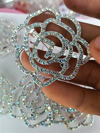DIY Safety Pin Jewelry Ideas for Ladies
