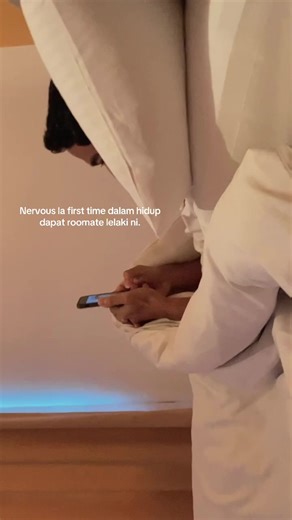 Experiencing Awkward Moments with a Male Roommate