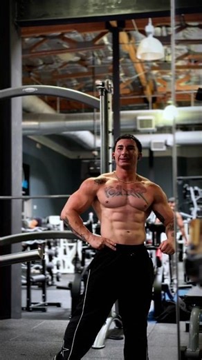 Are you getting better or are you getting worse? #bodybuilding #motivation #aesthetic #gym #physique