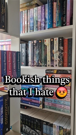 Bookish things I hate #books #bookrecs #booknerd #booklover #bookreview #booktok #booktube #book