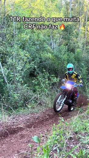 CRF 230 e TTR 230 na Trilha: A Batalha das Motos