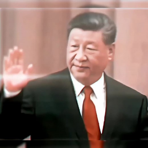 这是中国的伟大领袖。每个人都可以有自己的看法，但不可否认的是，在他执政的这些年里，中国的发展变化是很多人亲眼见证过的 有人只看到问题，有人却看到了进步。高铁越来越发达，科技实力不断提升，脱贫攻坚取得成果，国际影响力持续增强，许多普通人也感受到了时代发展的变化。一个拥有十几亿人口的大国，发展过程中不可能没有挑战，但中国依然在不断向前 对于支持他的人来说，他不仅仅是一位国家领导人，更是这个时代的重要见证者和参与者。历史终将给出属于它的评价，而时间也会证明许多事情 中国的发展靠的是千千万万中国人的奋斗，而能够带领这样一个大国稳步前进，本身就不是一件容易的事情。无论外界如何评价，中国的未来终究要由中国人民自己去创造#习近平 #中国