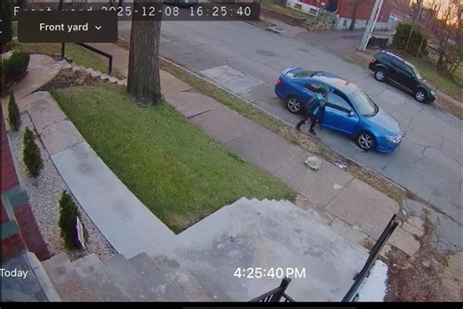 ’Tis the Season… for Porch Pirates on Tour 🎁 Because nothing says “holiday spirit” like fake Amazon workers cruising through South City, helping themselves to everyone else’s packages. Truly, Santa would be proud. Keep an eye out for characters like the one in the video — apparently their Christmas mission is to steal their holiday gifts. At this rate, one of these “holiday helpers” is going to pick the wrong porch… and let’s just say some custom t-shirts might be getting printed real quick. | 