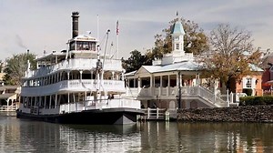 81K views · 3.5K reactions | The Liberty Belle riverboat made her way...