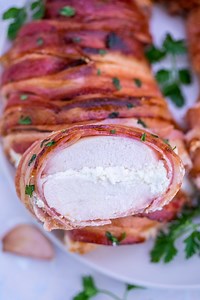 Bacon Wrapped Cream Cheese Stuffed Chicken [video]