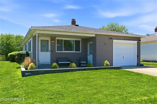 897 Jamaica Blvd, Toms River, NJ 08757 | Estately 🧡 | MLS# 22614319