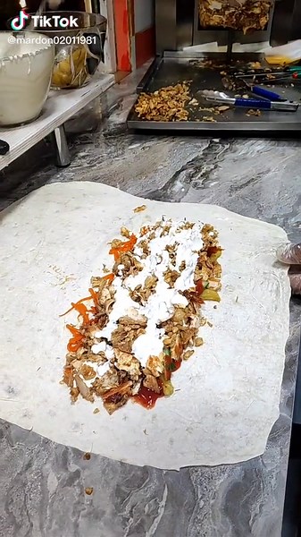 Delicious Wrap Preparation Techniques in the Kitchen