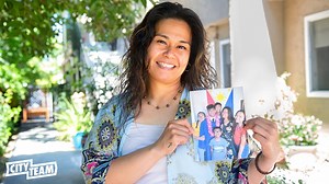 For 20 years, Bernadette felt like she was continually drowning. Lost to her addiction, she pushed her 5 children away. She never thought she would live a full and sober life. Today, Bernadette praises God for over a year of sobriety, the longest she's been clean in over 20 years! When she came to CityTeam Renew House of Grace, she immediately felt the love and support around her. In her words, House of Grace gave her "a second chance at life." Bernadette went on to become a beloved CityTeam int