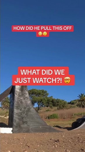 THE CONTROL!!!! WHAT?!?! 😳🤯 (Via: @Justin Eglitis) #monstertruck #truck #flip #ramp
