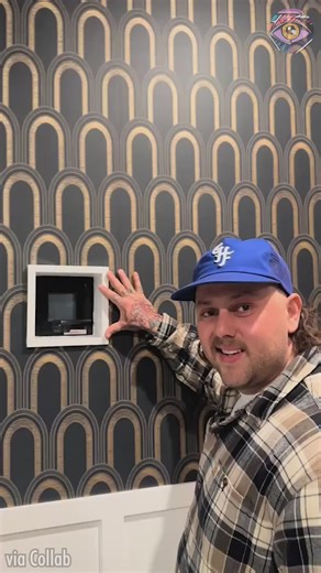 That window’s basically a peek hole | Bright Side