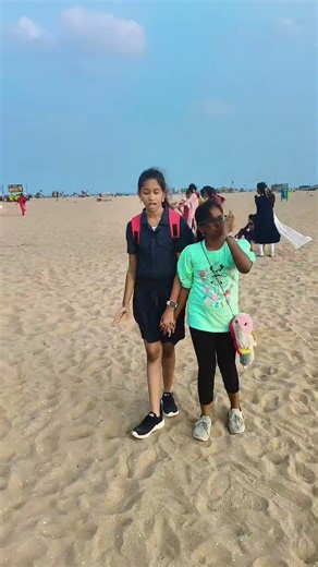 உங்க வாழ்க்கை எப்படி போகுது?#funnysisters #comedy #sistersonfire #mindset - JoSwa Queens 👑