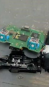 How to fix glitchy/nonfunctional options/share/mic buttons on PS4/PS5 controllers