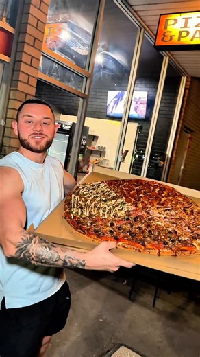 THE 30-INCH PIZZA IS MASSIVE! 🍕 We made our way to @certifiedstmarys and copped their 30inch pizza. You get four flavours on one massive base, so of course we went all in. We copped the: - Hartog (meatlovers on steroids) - Pepperoni - Peri Peri Chicken - The Boldero - this one was our favourite. Tomato-garlic base, ham, salami, olives, marinated capsicum, mushrooms, cheese, and a squeeze of lemon that ties it all together. And don’t skip the dessert twists — Nutella, Pistachio, Biscoff. Mandato