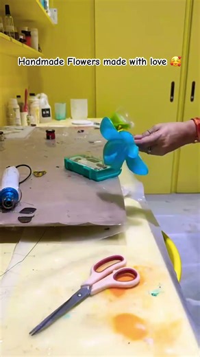 HANDMADE FLOWERS 🌸