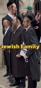 70K views · 444 reactions | Jewish families visited the horse guard and were amazed by the horses 殺 #fyp #kingsguard #highlight #everyone #Amazing #tourists | Rubz Daily Vlog | Facebook