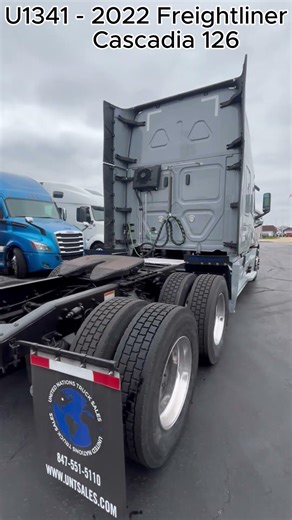 2022 Freightliner Cascadia