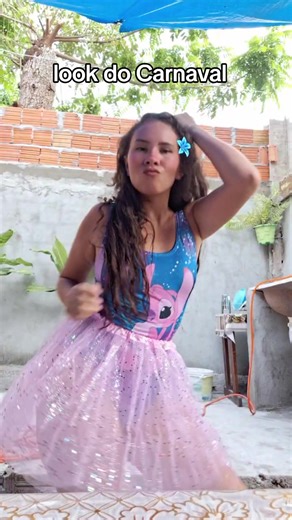 look do Carnaval #thais☕️oficial #fy #viraltiktok
