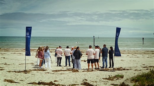 Do you know how to safely deploy a flare? 🧨 Flares must be carried in boats operating in both semi-protected and unprotected waters. They are used as a distress signal to indicate that help is needed and to guide search vessels to your boat. It is also important to know how to store flares and dispose of expired flares. Visit the Marine Safety SA website for all the info you need. | Marine Safety SA