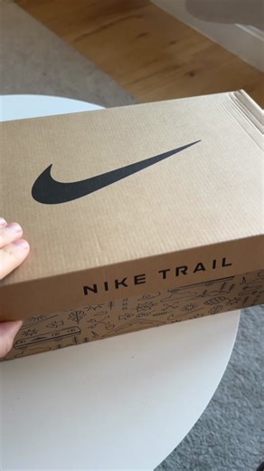 @Nike sent me some Kiger 9 trail runners to help stay active this winter and between hiking trips, I like to take Sasha for runs nearby in Prospect Park, one of my favorite running spots in Brooklyn. The shoes feel comfy and have great traction in snow and mud and Nike trail has apparel to keep you warm as well. The Kiger is designed for moving fast on any trail, at home or around the world. It's so light it feels like it disappears on my feet. Glad to add it to my kit for this year of hiking. #