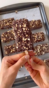 560K views · 9.1K reactions | Chocolate dipped peanut butter ice cream bars! They’re gluten free, dairy free, and refined sugar free, and sooo delicious. Recipe in the comments! #healthyicecream #veganicecream #frozendessert #homemadeicecream #dairyfreedessert #refinedsugarfreetreats #peanutbutterchocolate #healthydessert #glutenfreedessert | The Bigley Basics | Facebook